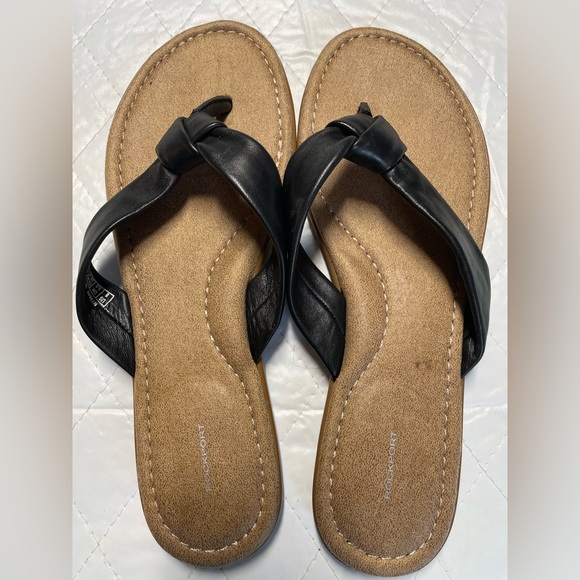 Rockport Shoes - NWOT Rockport Black Leather Sandals Womens